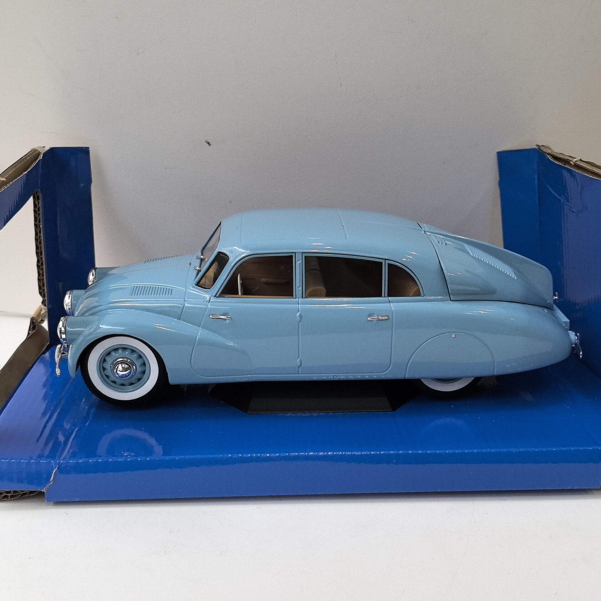 MCG Diecast 1/18 Scale TATRA 8 - Vintage And Collectible review and price